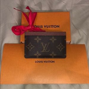 Louis Vuitton Monogram Card Holder 100% Authentic
